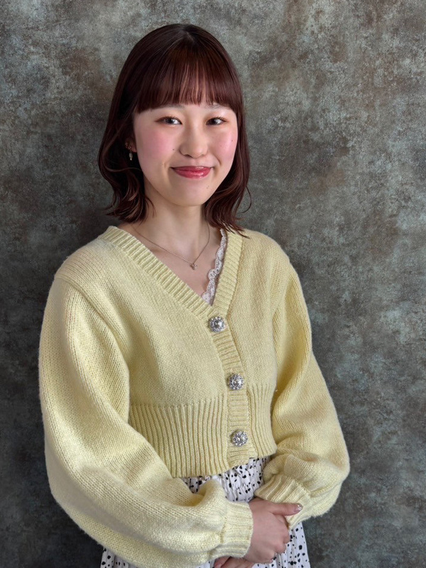 アシスタント女性