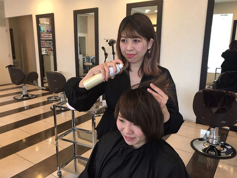 カラー施術